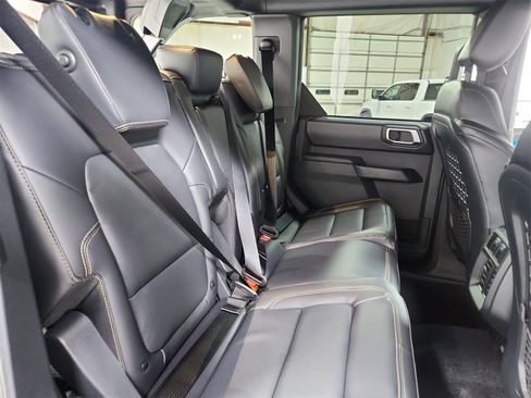 New 2025 Ford Bronco Badlands image 43