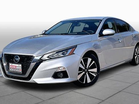 Certified 2020 Nissan Altima 2.5 SL image 1