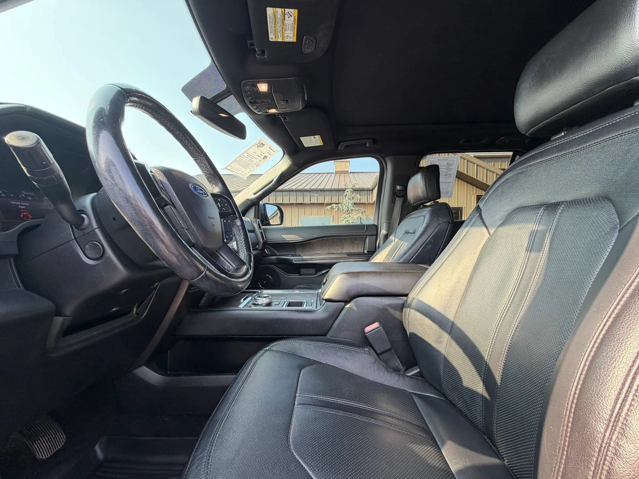 Used 2019 Ford Expedition Limited RWD image 16