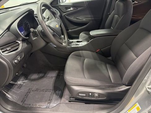 Used 2024 Chevrolet Malibu LT FWD image 9