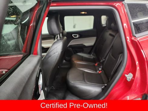 Certified 2025 Jeep Compass Limited image 26