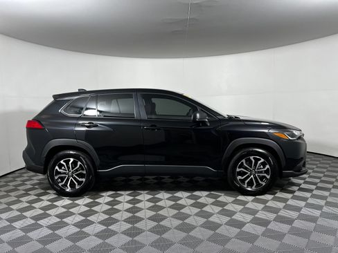 Used 2025 Toyota Corolla Cross AWD Hybrid image 4