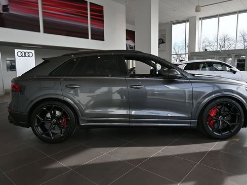 New 2026 Audi RS Q8 performance image 13