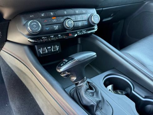 Used 2024 Dodge Durango GT AWD/4WD image 21