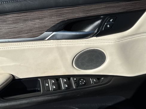 Used 2018 BMW X5 xDrive40e image 29