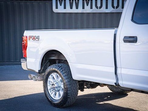 Used 2021 Ford F350 XLT w/ XLT Value Package image 6