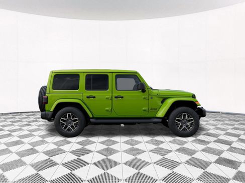 New 2026 Jeep Wrangler Unlimited Sahara AWD/4WD image 30
