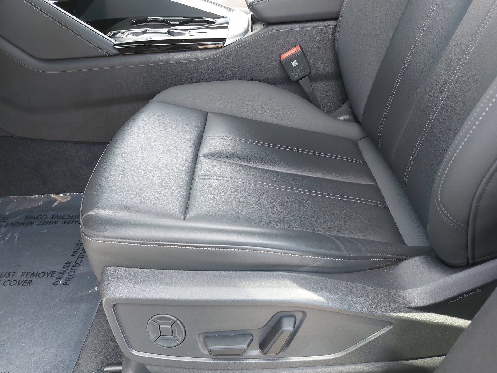 Used 2025 Audi Q5 Premium w/ Convenience Package AWD/4WD image 32