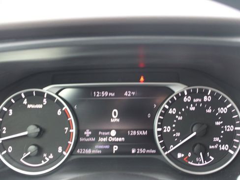 Used 2023 Nissan Rogue S image 30