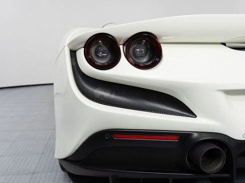 Certified 2023 Ferrari F8 Tributo image 19