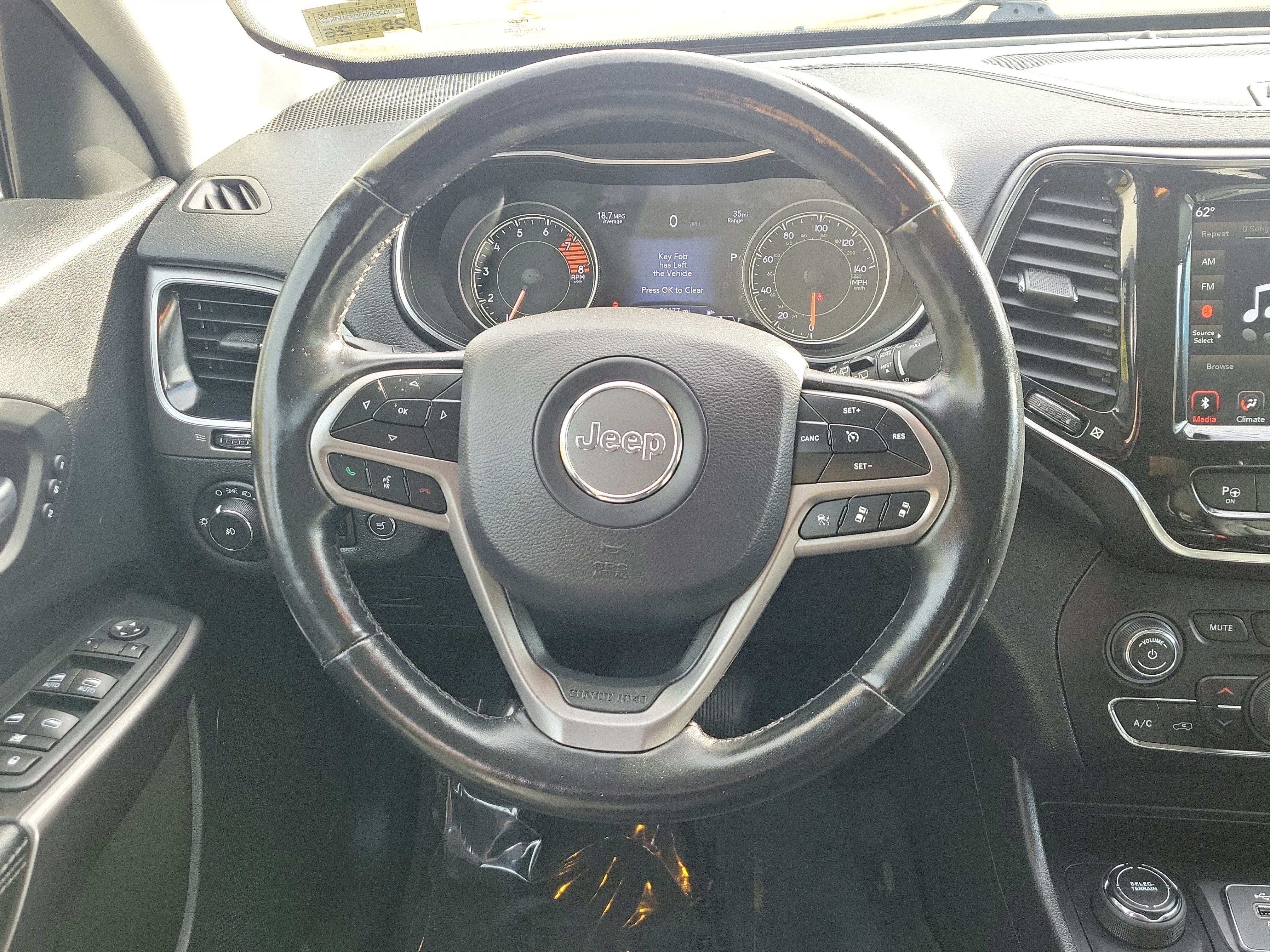 Used 2020 Jeep Cherokee Limited w/ Technology Group AWD/4WD image 21