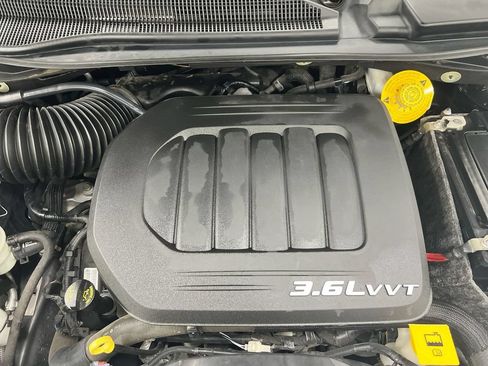 Used 2017 Dodge Grand Caravan SE w/ Power Window Group FWD image 25