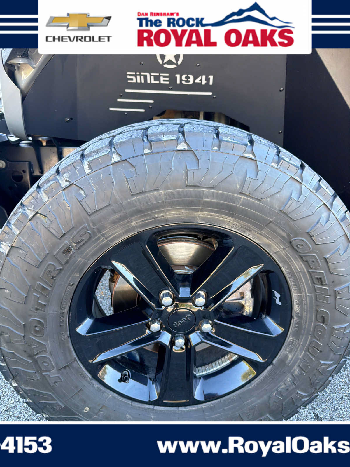 Used 2020 Jeep Wrangler Unlimited Sahara AWD/4WD image 2