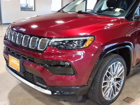 Used 2022 Jeep Compass Limited w/ Elite Group AWD/4WD image 9