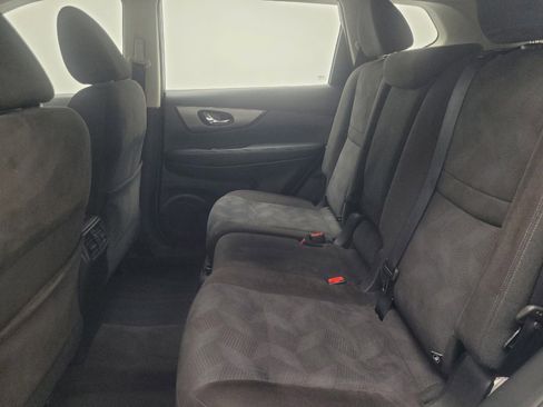 Used 2015 Nissan Rogue S AWD/4WD image 18