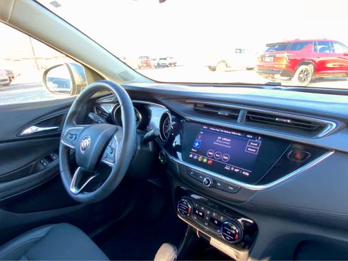 Used 2023 Buick Encore GX Select w/ Sport Touring Package image 39