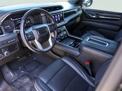 Used 2021 GMC Yukon Denali RWD image 13