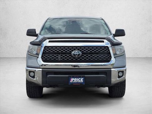 Used 2021 Toyota Tundra SR5 RWD image 2