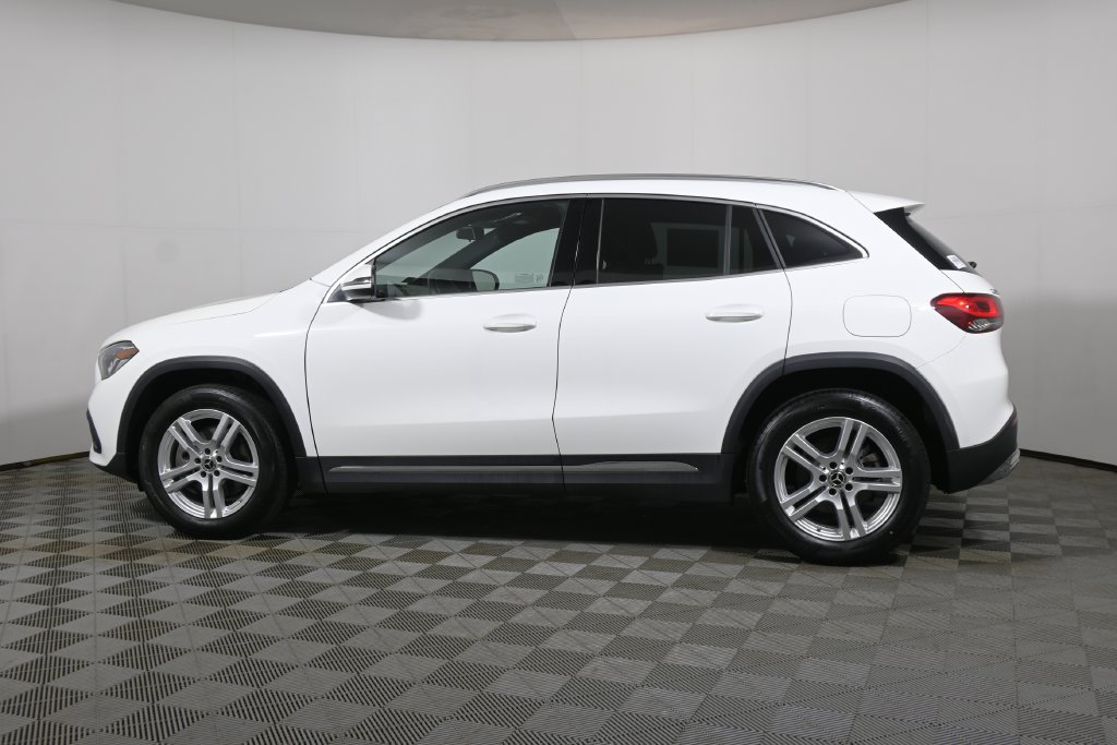 Certified 2023 Mercedes-Benz GLA 250 4MATIC image 2