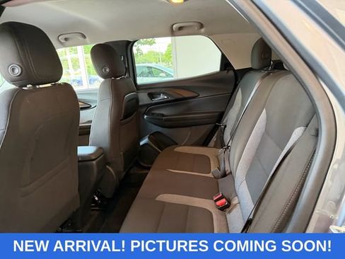 Used 2021 Chevrolet TrailBlazer LT w/ Driver Confidence Package FWD image 7
