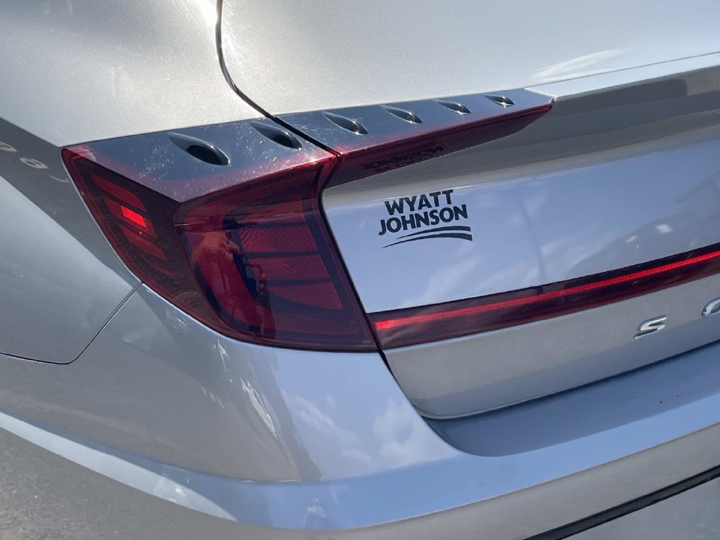 Used 2023 Hyundai Sonata SEL w/ Convenience Package FWD image 13