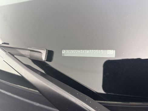 Certified 2025 Honda HR-V LX image 12