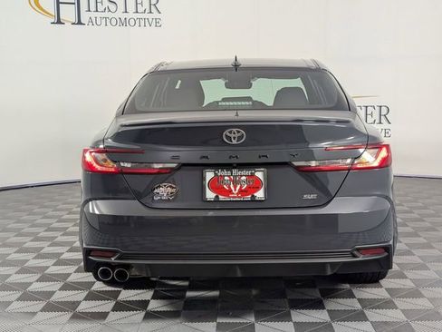 Used 2025 Toyota Camry SE w/ Convenience Package FWD image 43