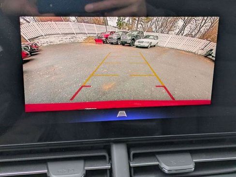 New 2026 Chevrolet Trax LT w/ Sunroof Package image 17