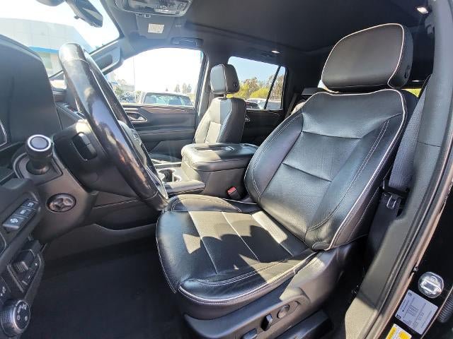 Used 2021 Chevrolet Tahoe Premier w/ Premium Package RWD image 19