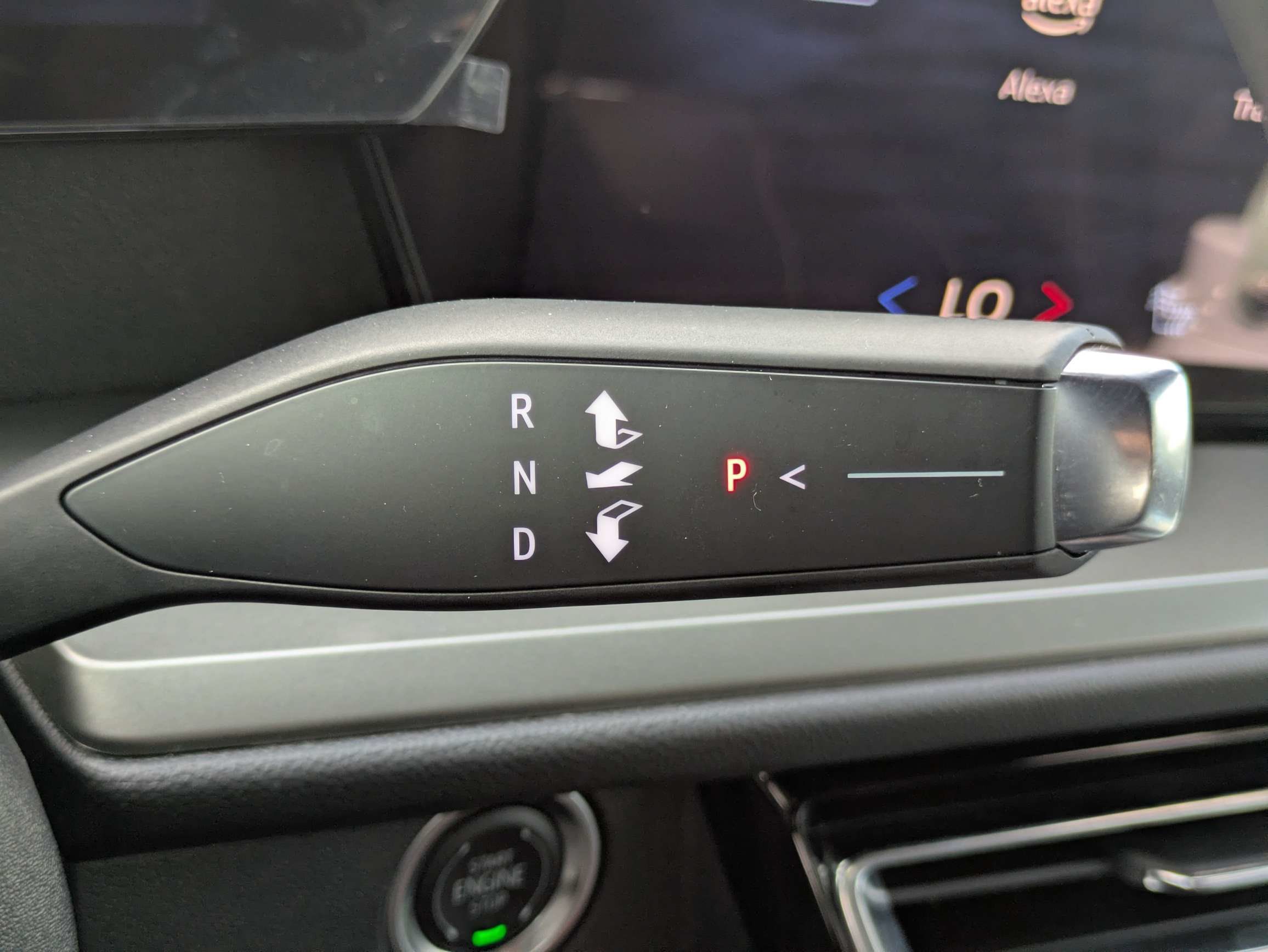 Used 2025 Chevrolet Traverse LT FWD image 21