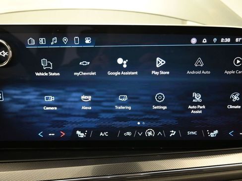 Used 2025 Chevrolet Suburban RST image 9