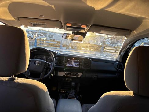 Used 2023 Toyota Tacoma SR w/ SR Convenience Package image 26