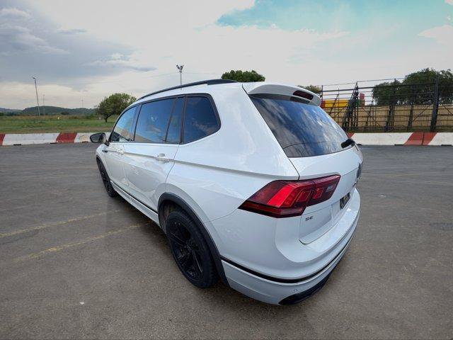 Used 2023 Volkswagen Tiguan SE R-Line FWD image 4