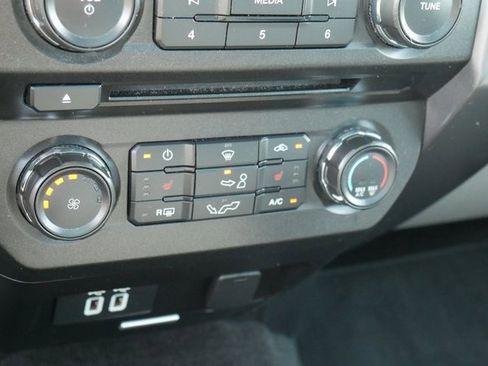 Used 2018 Ford F150 XLT w/ Equipment Group 302A Luxury image 25