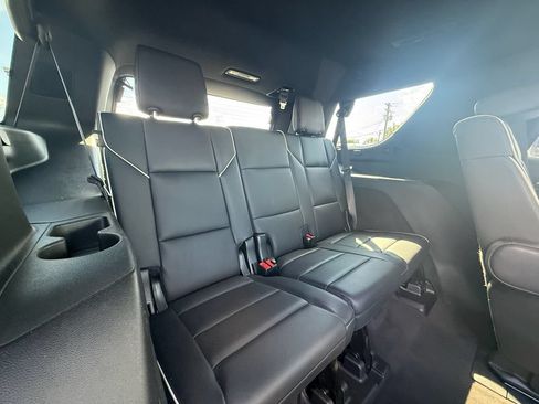 Used 2024 Cadillac Escalade Sport AWD/4WD image 22