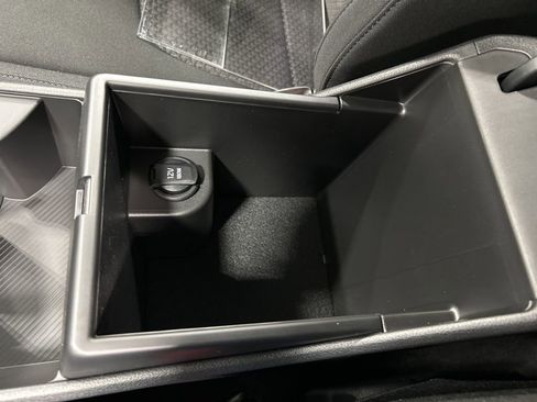 New 2026 Kia Sportage LX image 21