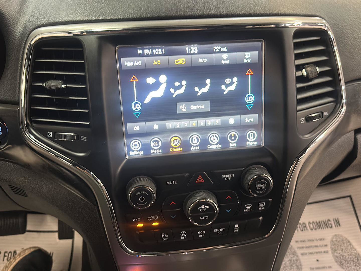 Used 2018 Jeep Grand Cherokee Altitude AWD/4WD image 21