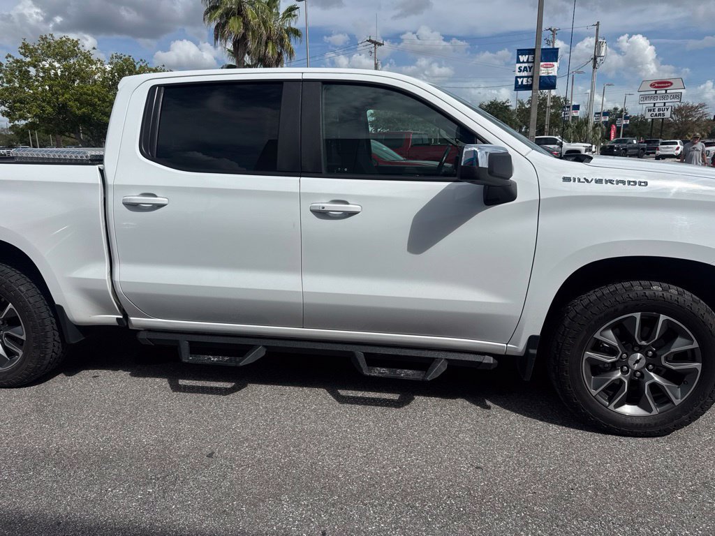 Used 2024 Chevrolet Silverado 1500 LT w/ Protection Package AWD/4WD image 4