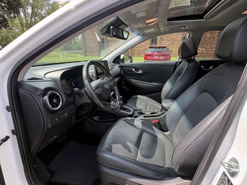 Used 2023 Hyundai Kona Limited AWD/4WD image 21