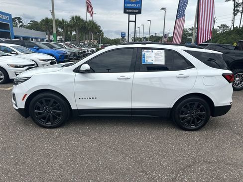 Used 2022 Chevrolet Equinox RS w/ RS Leather Package FWD image 13