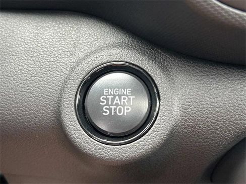 New 2025 Hyundai Venue SEL image 12