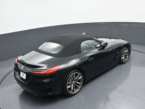 Used 2023 BMW Z4 M40i w/ Premium Package image 33