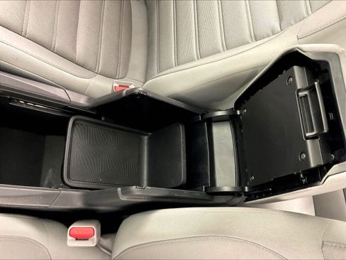 Used 2018 Honda CR-V EX image 36