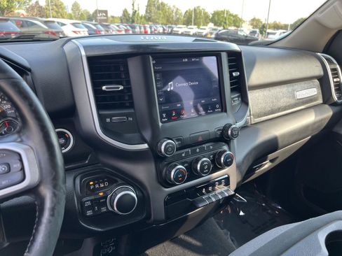 Used 2019 RAM 1500 Big Horn AWD/4WD image 35