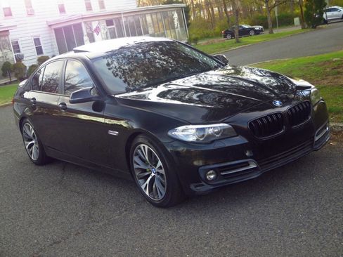 Used 2016 BMW 535i xDrive Sedan w/ Driver Assistance Package image 20