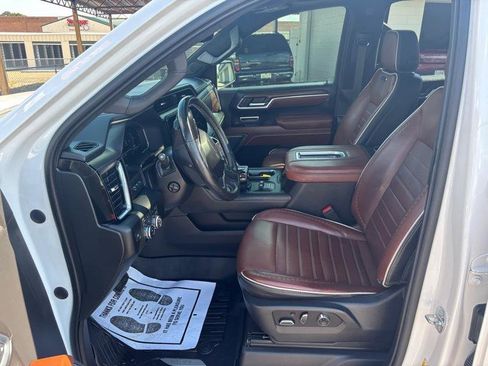 Used 2022 GMC Sierra 1500 Denali Ultimate AWD/4WD image 12