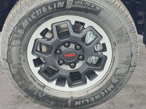 New 2026 Toyota 4Runner TRD Off-Road Premium w/ Tow Technology Package AWD/4WD image 9