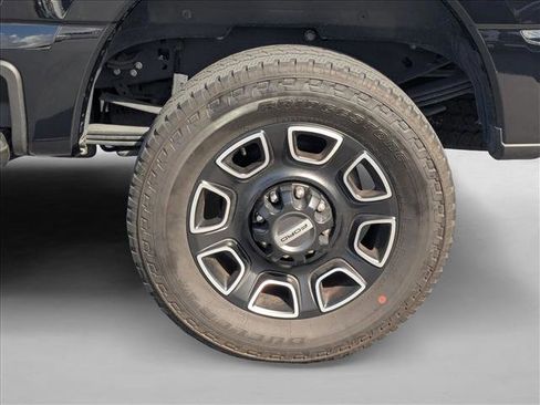 Used 2024 Ford F250 Platinum image 13