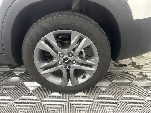 Used 2023 Kia Seltos S w/ Navigation Package image 20