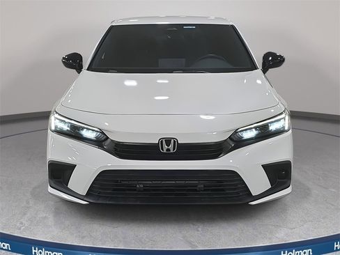 Used 2023 Honda Civic Sport image 3